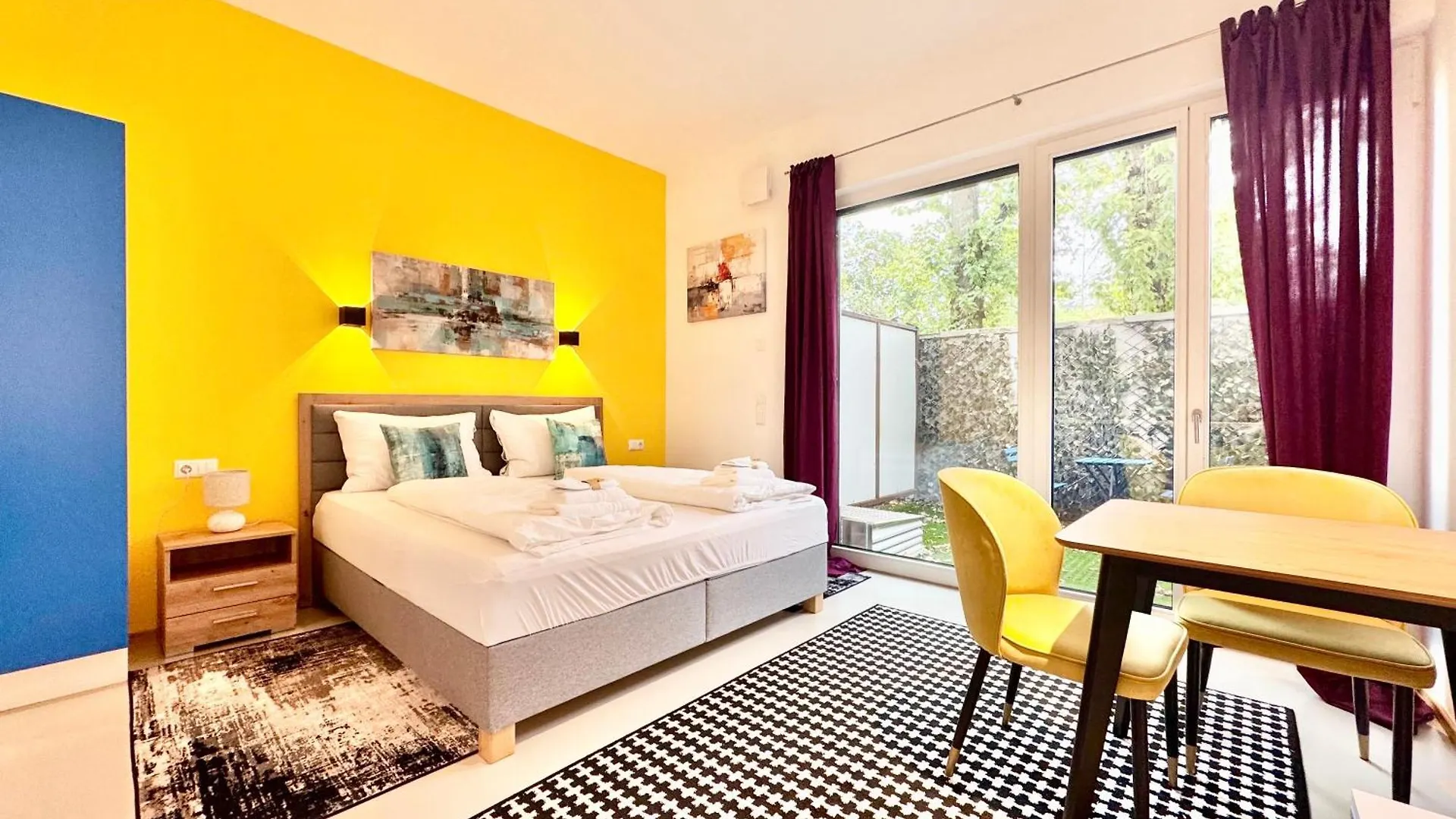 Moeblierte Wohnung Mit Terrasse contacts